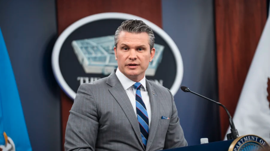 U.S. Tightens Iran Blockade as Hegseth Warns of Global Expansion
