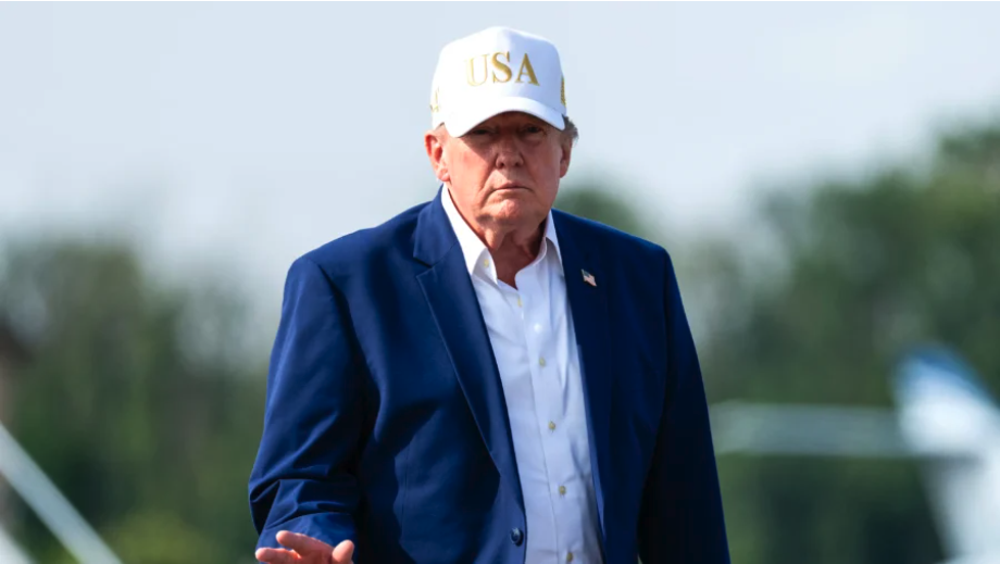 President Donald Trump gestures as he boards Air Force One at Morristown Airport in Morristown, N.J., on Aug. 9, 2026. (Eric Lee/Getty Images)